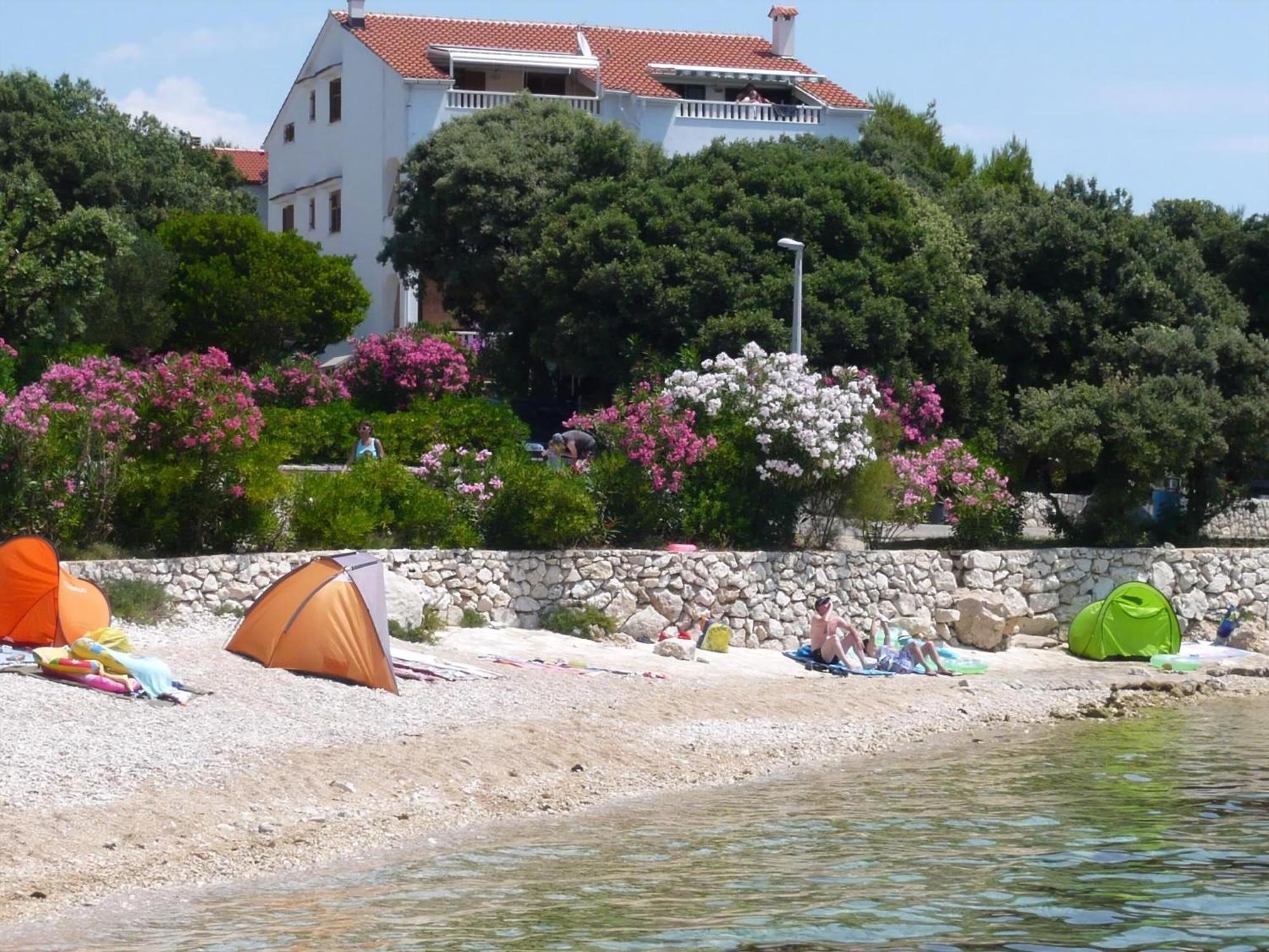 Mit Terrasse Im Ersten Stock Des Hauses